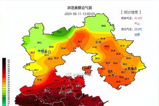 记者：阿切尔比被换下是因为伤退，其右小腿僵硬